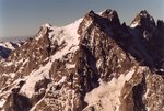 Le Pelvoux (3943 m) et le Pic Sans Nom.