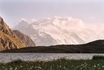 Le Lac du Goléon et la Meije.