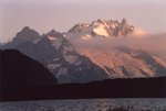 Le Lac du Goléon et la Meije au coucher du Soleil.