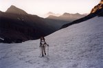 Montée à l'Aiguille du Goléon. À l'aube, sur le Glacier Lombard.