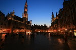 La Grand-Place au crépuscule.