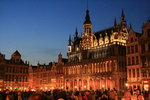 La Grand-Place au crépuscule.