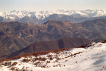 Le massif du Mercantour : l'Argentera (3297 m) à gauche, le Gélas (3143 m) au centre, le Mont Clapier (3045 m) et le Grand Capelet (2935 m).