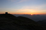 Lever de soleil à la Pointe des Trois Communes (2080 m)