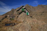 Le refuge de Rabuons (2523 m).