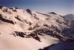 Le Dôme de l'Arpont et le Dôme de Chasseforêt vus du Col de la Dent Parrachée. Au fond à droite, la Grande Casse.