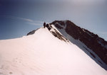 Sur l'arête sommitale.