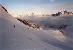 La traversée sous la Petite Aiguille Rousse qui permet de rejoindre le col entre les deux aiguilles.