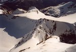 Du sommet de la Grande Aiguille Rousse, 3482 m, vue sur l'arête E et le Pas du bouquetin.