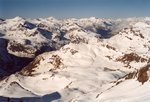 Au centre-droit, la Pointe de Ronce. La Barre des Ecrins à l'extrême droite.