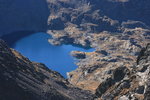 Le Lac de Rabuons, et à droite, le refuge.