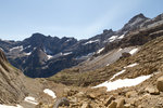 Le cirque de Gavarnie vu du col des Sarradets.