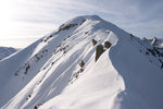 L'arête sommitale de la tête de Sanguinière, bien cornichée.