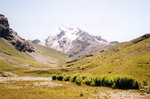 La Tsanteleina vue du parking. La face nord (voie de montée) est à gauche, le Glacier du Santel (voie de descente) est au centre. Voir aussi les photos de la Tsanteleina à ski.