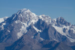 Le mont Blanc (4810 m), le mont Maudit et le mont Blanc du Tacul.