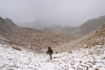 Arrivée au Pas du Trem (2480 m) dans une ambiance sinistre.